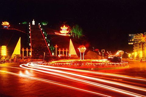 【隨華全 觀天下】 約吧，百色！這樣的“美地”去不去？