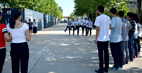 柴油發(fā)電機(jī)組廠家也有許多歡樂，華全小伙伴們都玩嗨了