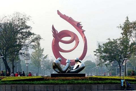 劍指中華帝都 華全機(jī)組帶你認(rèn)識(shí)中國(guó)首位女詩(shī)人