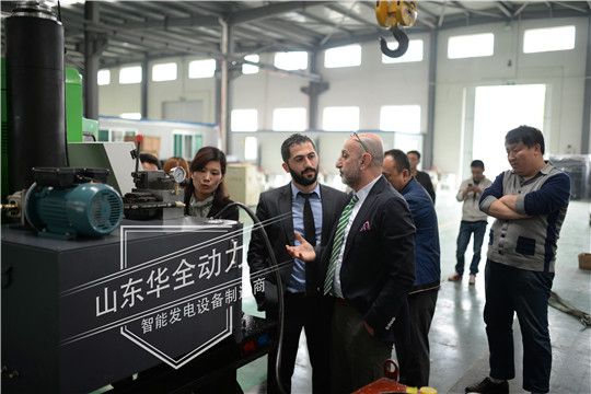 客戶選購華全康明斯發(fā)電機組