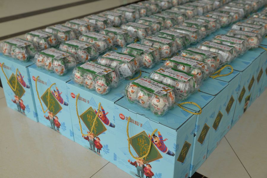 華全集團(tuán)為員工準(zhǔn)備生態(tài)咸鴨蛋、粽子等端午節(jié)福利