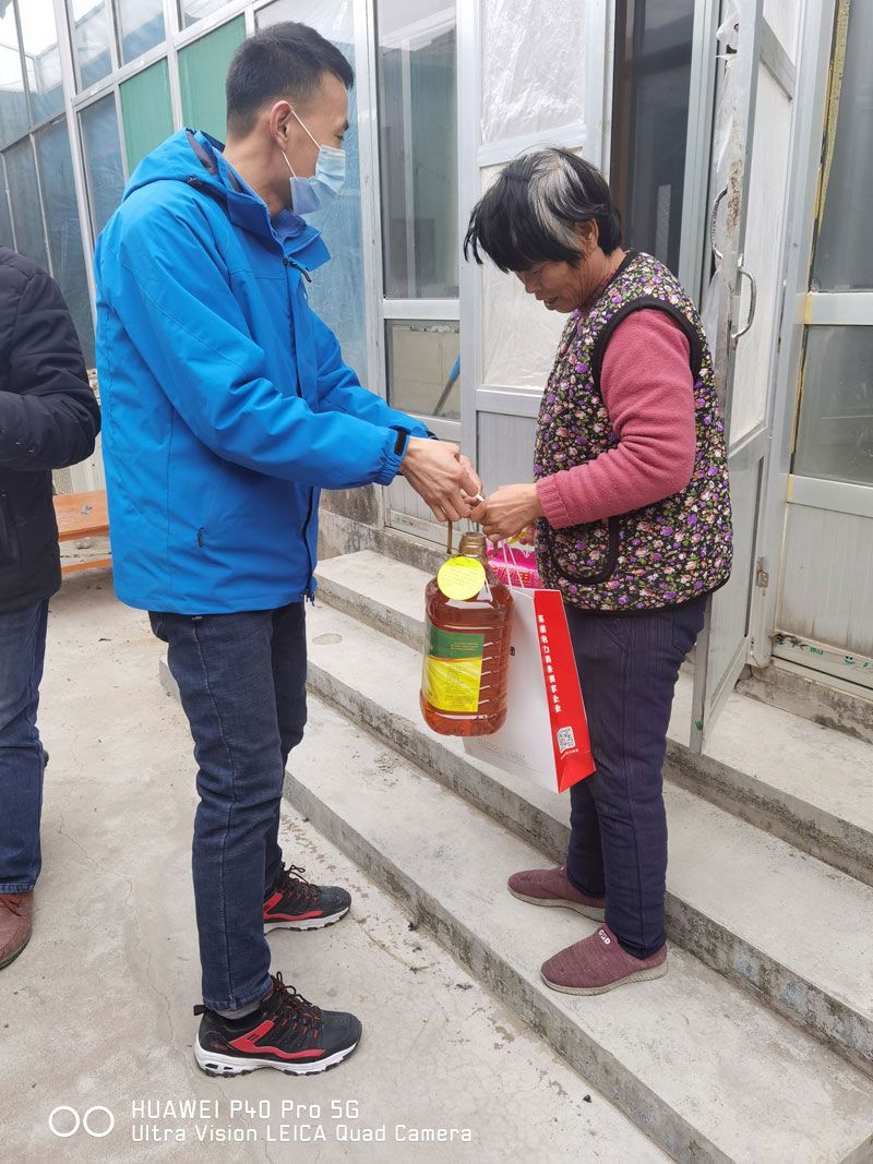 黨建共建促發(fā)展，愛心公益顯擔當！華全公司走進永寧官莊