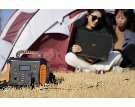 買戶外電源，選三元鋰還是磷酸鐵鋰？一篇文分析透！